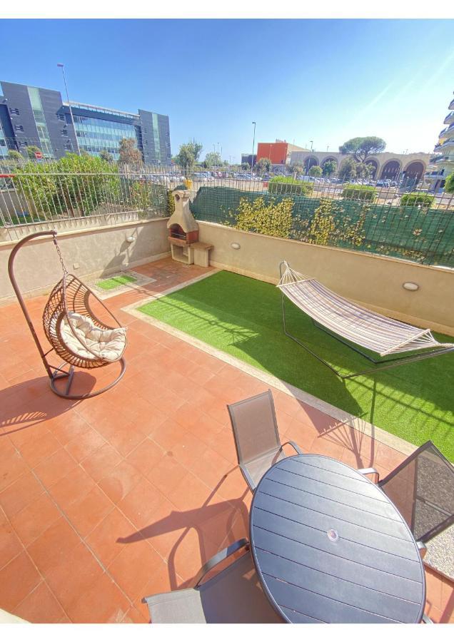 Sun Nest Apartment - Terrace & Garage Φιουμιτσίνο Εξωτερικό φωτογραφία